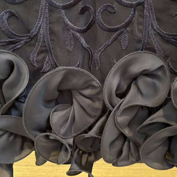 👗NWT Jessica Simpson Navy Floral Embroidery Shift Ruffle Dress Size 14 - Picture 10 of 14